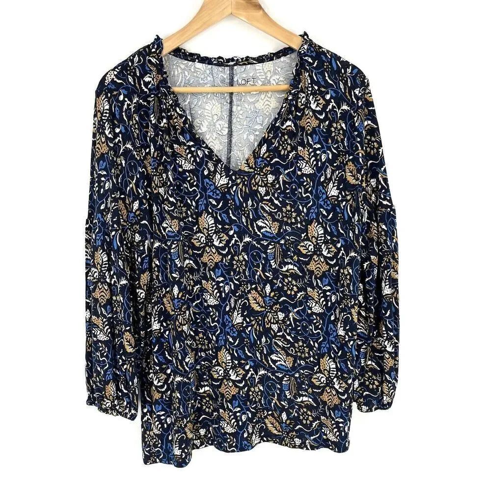 LOFT Top Size Large Navy Floral Print 3/4 Sleeve T Shirt Ruffle V Neck Stretch